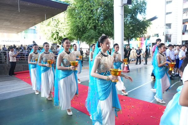 โรงเรียนปรีชานุศาสน์